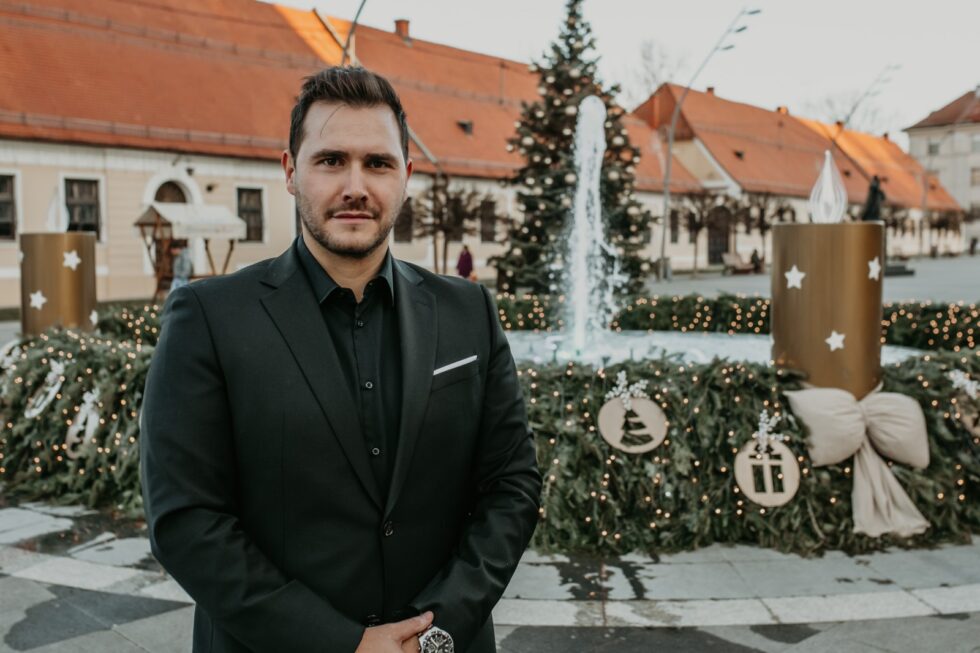 Josip-Rakusic_Cestitka_Kandidat-za-gradonacelnika-980x653